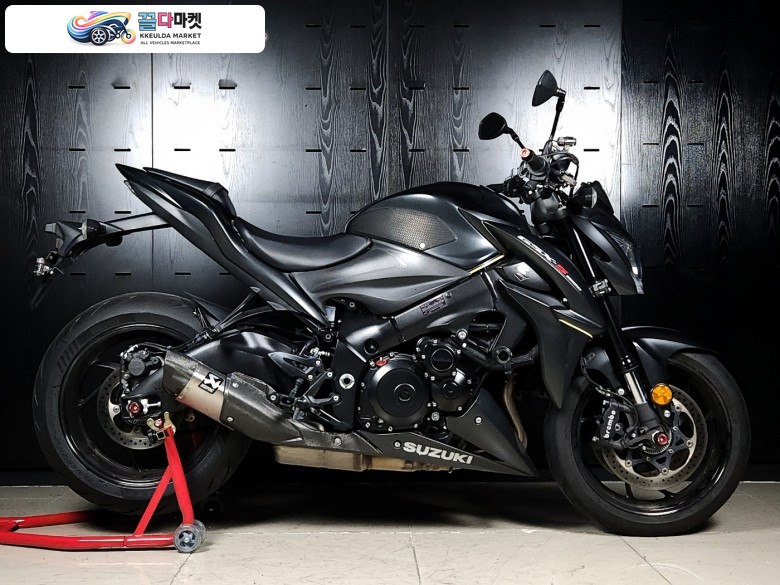 스즈끼 GSX S 1000 2020년식 정품 아크라포빅 슬립온 배기 구변완료, 깔끔한 상태 차량