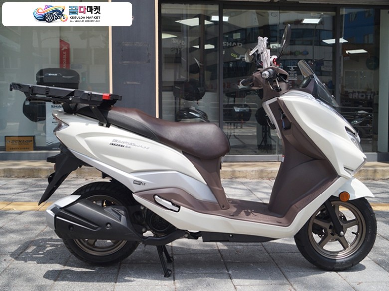 스즈끼 버그만 스트리트 125 EX 2024년식 [복지모터스]  주행거리 11245km  / 옵션 / 대차 카드가능