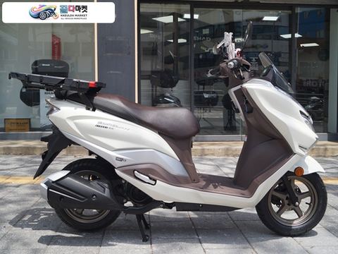 스즈끼 버그만 스트리트 125 EX 2024년식 [복지모터스]  주행거리 11245km  / 옵션 / 대차 카드가능