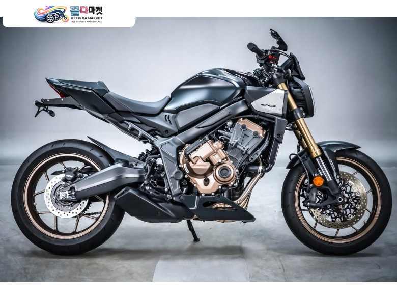 혼다 CB 650 R E 클러치 2025년식 착한형의오토바이 모든 바이크 정직한 매입 신속한 매입 도와드립니다.