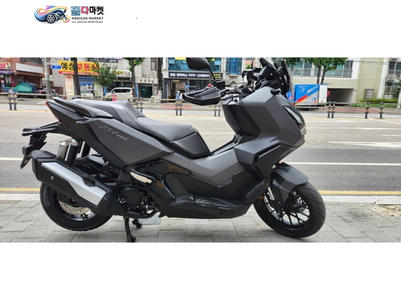 혼다 ADV 350 2022년식 ADV350 년식대비 상태최고!!! 무조건구매!!!!!