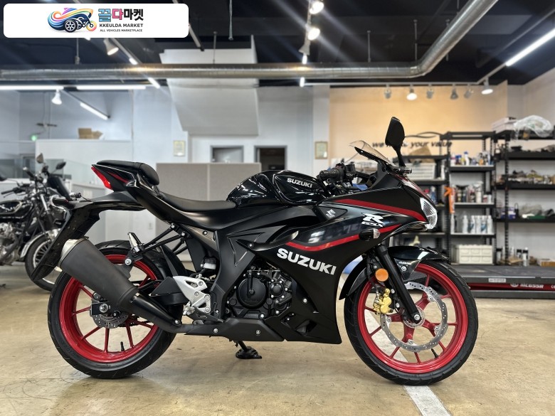 스즈끼 GSX R 125 ABS 2024년식 [모터랙] GSX-R125 ABS 2024년 지넷 2채널 블랙박스 무선충전 거치대 신차급