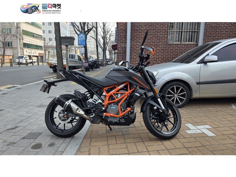 KTM 390 듀크 2023년식 신차 급 판매 합니다 !