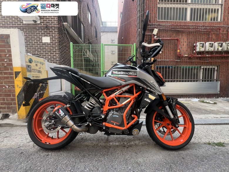 KTM 390 듀크 2022년식 22년식 ktm 듀크390 /오스틴 구변O/ 1대 차주/ 주행거리 7560(폐지전 소폭 증가할 있음)