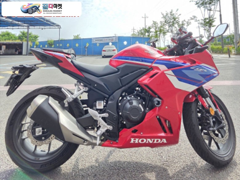 혼다 CBR 500 R 2024년식 CBR500R HRC 24년식 1330km 무사고(3무)신차급, 1000KM 점검 및 엔진오일교환