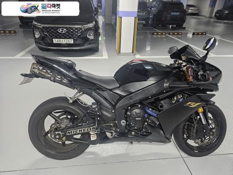 야마하 YZF R1 2008년식 야마하 R1 풀배기 판매합니다