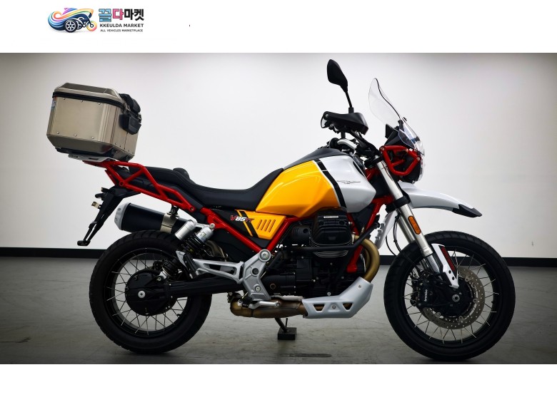 모토구찌 V 85 TT 2023년식 [ 매버릭바이크 ] / 1,100km 신차급 컨디션의 모토구찌 V85 TT 판매합니다.