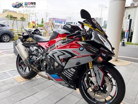 BMW S 1000 RR 2017년식 BMW S1000RR 2017년식 판매합니다.풀옵션모델 (직접보십시요)