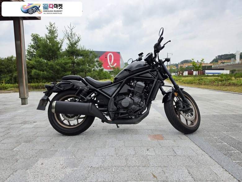 혼다 레블 1100 MT 2024년식 레블1100mt 판매합니다