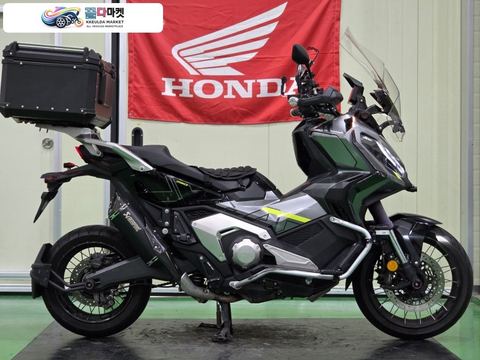 혼다 X ADV 2024년식 혼다XADV750 24년식 스패셜컬러 아크라포빅,안개등 구변완 최저가 판매합니다