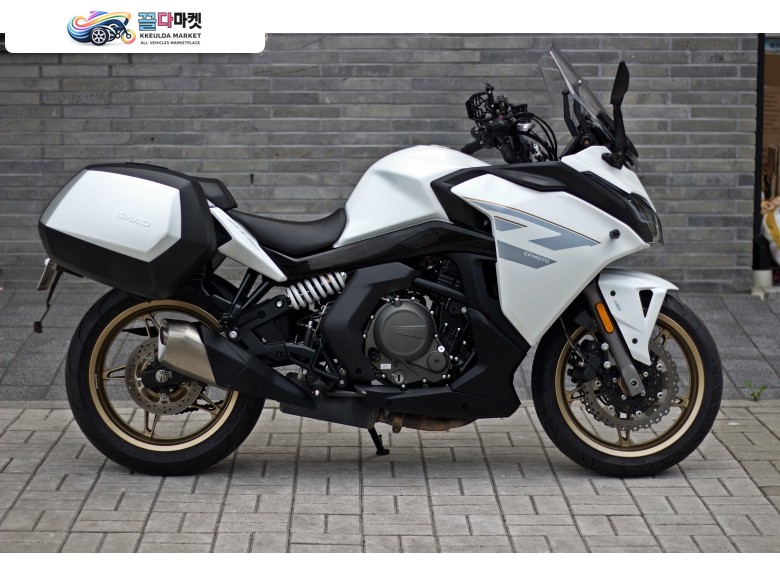 CF모토 650 GT 2023년식 CF모토 2023년 650GT 판매합니다