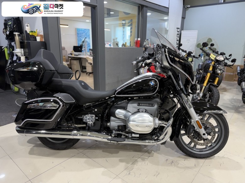 BMW R 18 트랜스컨티넨탈 2023년식 1270km 주행한 BMW R18TC 차량입니다. ^^