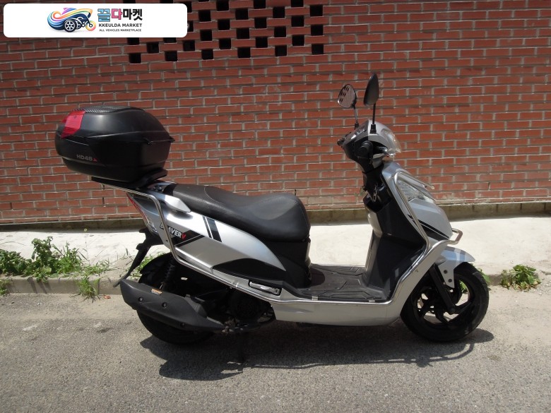 KR/S&T/효성 비버 125 V 디럭스 2022년식 적은킬로수에 점검완료 무상 as가능
