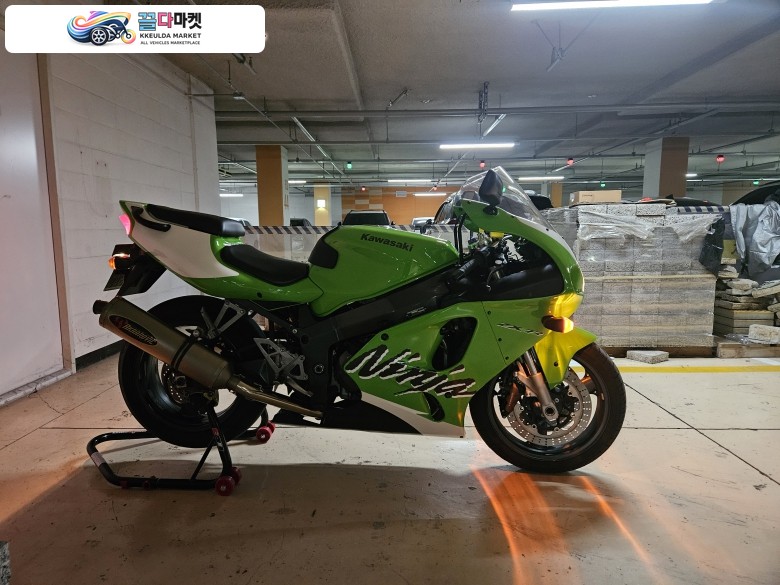 가와사키 닌자 7 R 2000년식 초A급 ZX-7R 닌자 팝니다