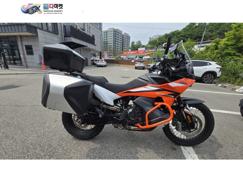 890 어드벤처