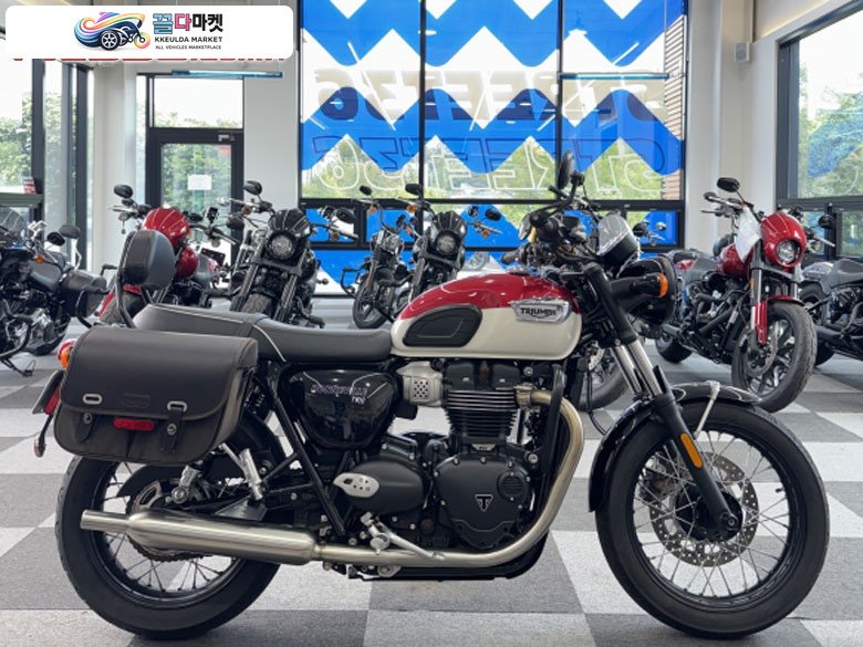 트라이엄프 본네빌 T100 2022년식 -스트리트36- 2022 트라이엄프 본네빌t100 / 전국 최고가 매입, 대차