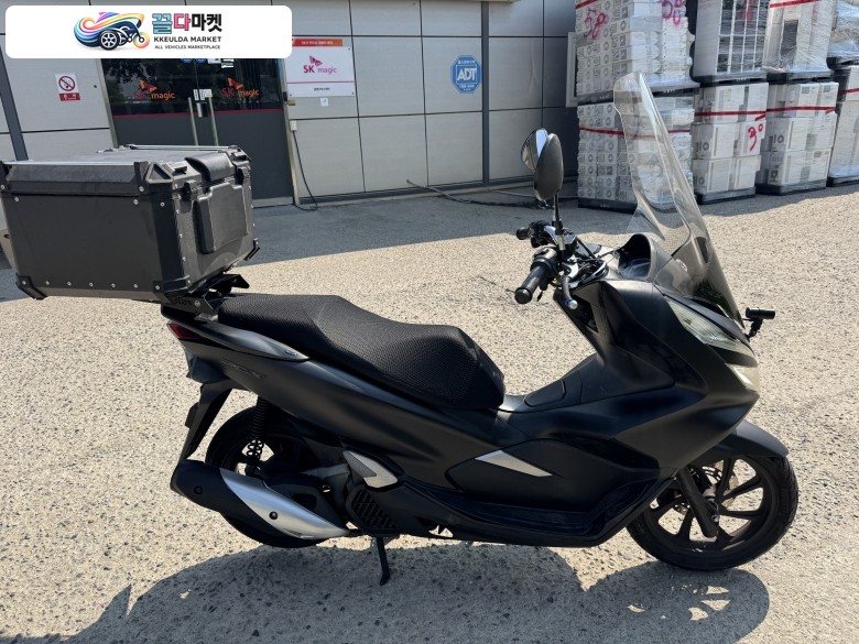 혼다 PCX 125 FI 2020년식 혼다 pcx125 20년식 블박튜닝 최상급 소모품 많이남은 바이크