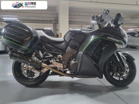 가와사키 GTR 1400 2015년식 가와사키 GTR1400 보냅니다