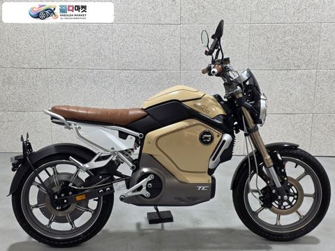 슈퍼쏘코 TC 2025년식 1인신조 25년식 슈퍼쏘코TC 베이지색상 394km 신차급 전기오토바이 판매