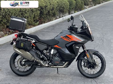 KTM 1290 슈퍼 어드벤쳐 S 2022년식 KTM 1290 슈퍼어드벤처 S (2022년)