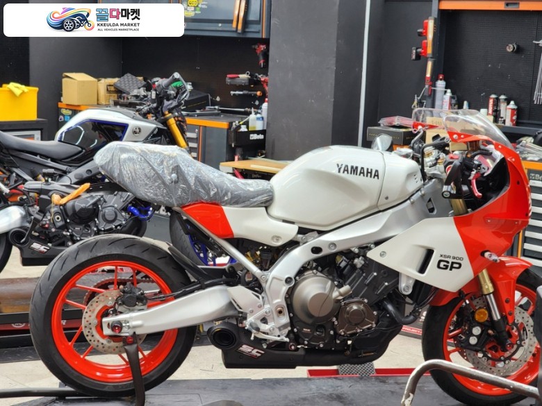 야마하 XSR 900 GP 2025년식 2025 XSR900GP 라이테크 데모카 튜닝 신차 판매 : SC풀시스템 장착 구조변경 완료 후 출고