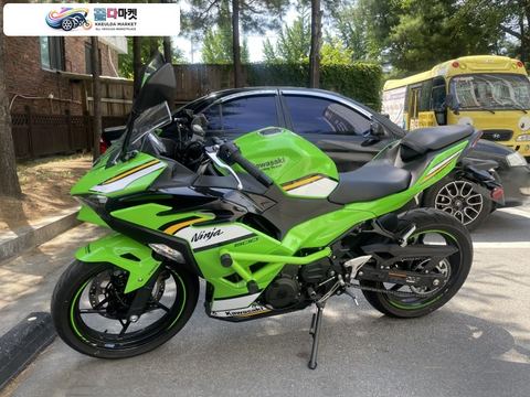 가와사키 닌자 500 R 2025년식 가와사키 닌자500 25년식 700km 무꿍 무슬립 신차급