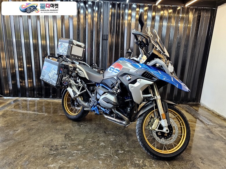 BMW R 1200 GS 2018년식 BMW R1200GS 2018년식 트로피(일명 펩시) 판매합니다.
