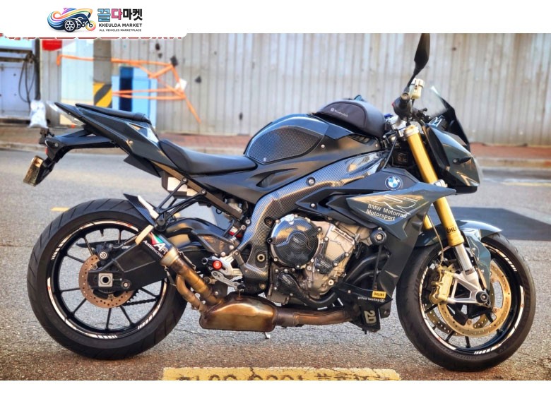BMW S 1000 R 2018년식 18년식 BMW S1000R 3만키로 오스틴레이싱 구변완료 전국최저가