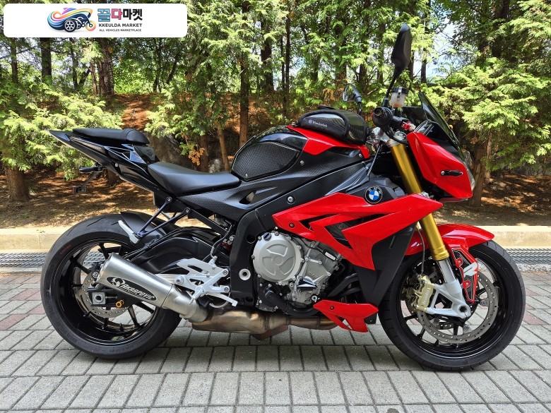 BMW S 1000 R 2015년식 짧은키로수 깔끔한 S1000R 판매합니다