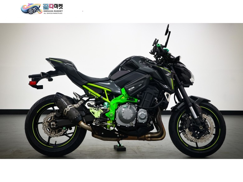 가와사키 Z 900 ABS 2017년식 [ 매버릭바이크 ] / 투브라더스 머플러와 다양한 실사용 옵션이 적용된 Z900 판매합니다.