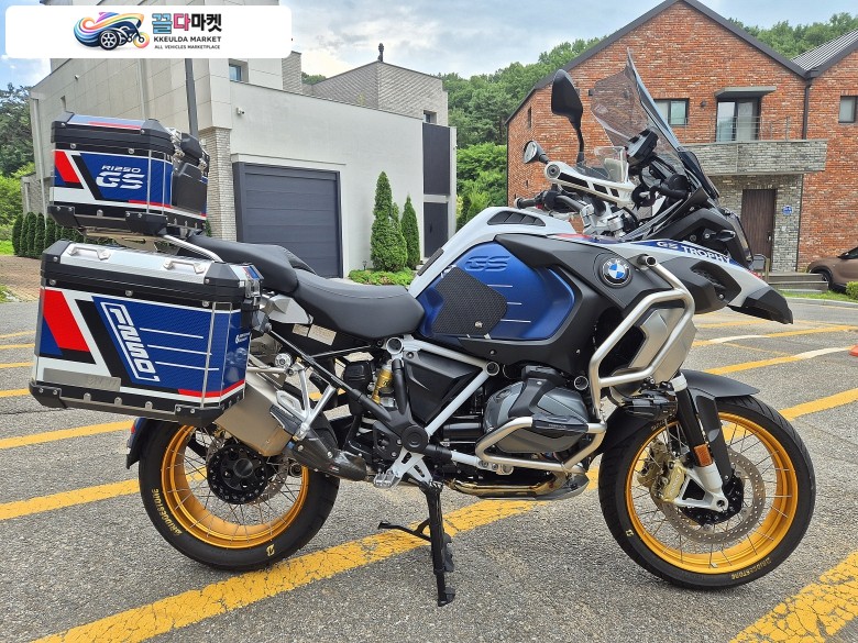 BMW R 1250 GS 어드벤처 2024년식 신차급 마지막 2024년식 짧은키로수 판매합니다.