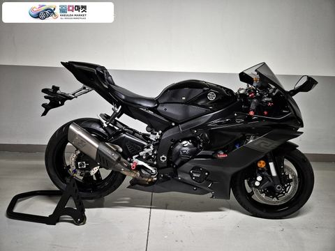야마하 YZF R6 2020년식 신차급 짧은키로수 2020 아크라포빅 R6 판매