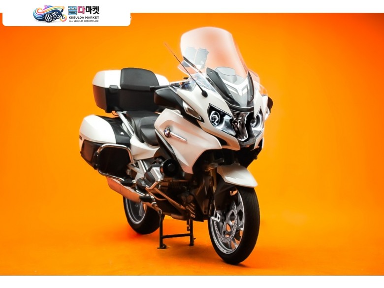 BMW R 1250 RT 2019년식 연식대비 짧은키로수 , 깔끔한 최상급 차량 입니다.