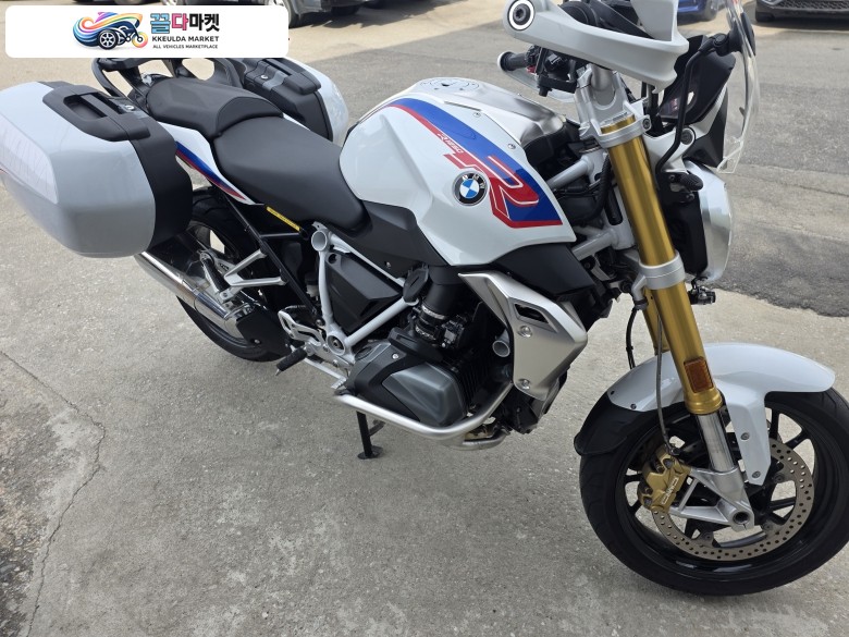 BMW R 1250 R 2021년식 BMW R1250R 2021년식 팔아요~