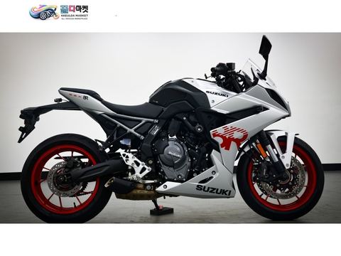 스즈끼 GSX 8 R 2025년식 [ 매버릭바이크 ] / 신차급 컨디션의 스즈키 GSX-8R 판매합니다.
