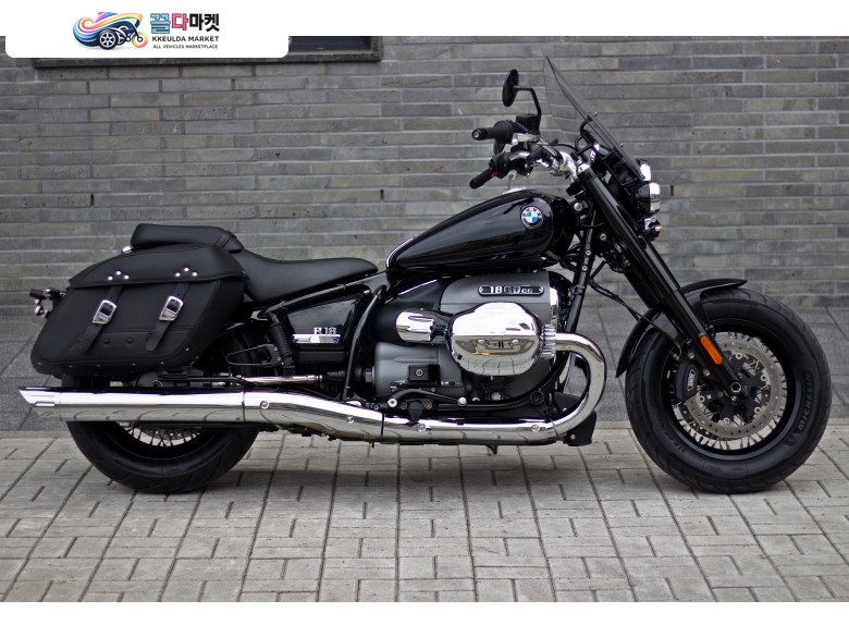 BMW R 18 클래식 2021년식 2021 BMW R18 클래식 후진모델 판매합니다  ​
