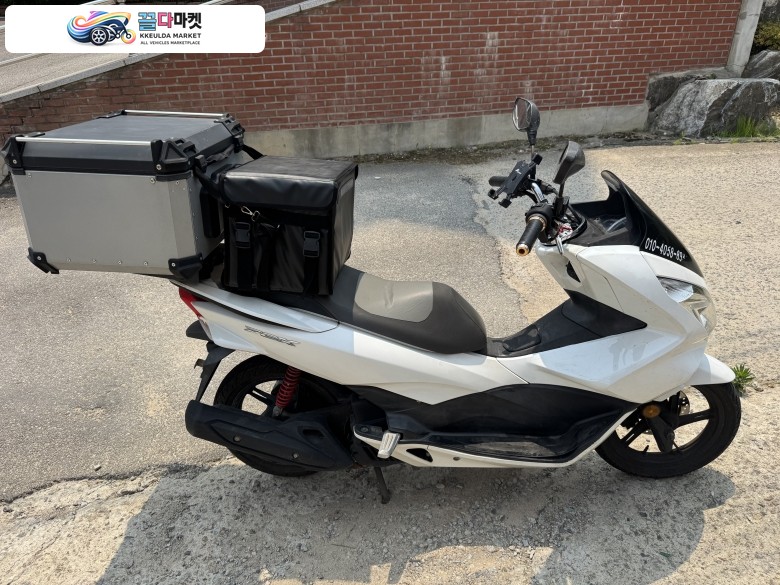 혼다 PCX 125 FI 2018년식 pcx125 18년 화이트 짧은키로수 생활튜닝