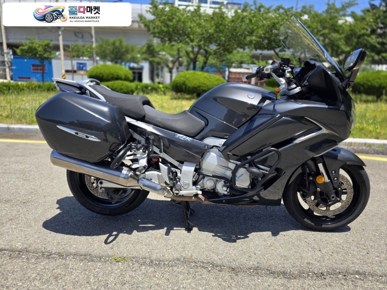 야마하 FJR 1300 AS 2016년식 [야마하해운대점] 16년식 FJR1300AS 깔끔한 차량 판매합니다.