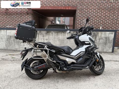 혼다 X ADV 2018년식 [판매] 2018 혼다 X-ADV 750 스마트키 / 78,500km / 아크라포빅 구조변경 / 풀박스