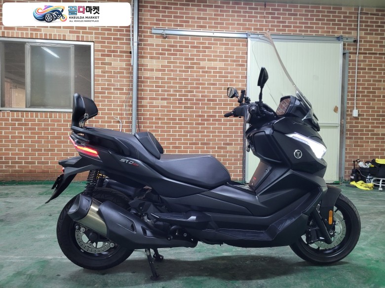보그 SR 4 MAX 2024년식 보그 SR4max 24년 8천km 완무 신차컨디션 구동계정비,블박,거치대,스크린 등