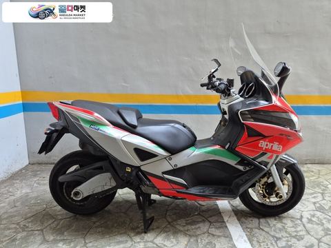 아프릴리아 SRV 850 2014년식 Srv850 묻따로 팔아요