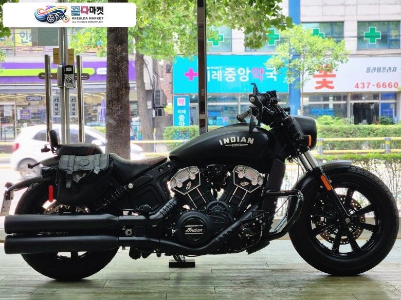 인디안모터사이클 스카우트 바버 2021년식 2021년 인디언모터싸이클 스카우트바버 5706km 번호판이전 ■ 전국 바이크매입 ■