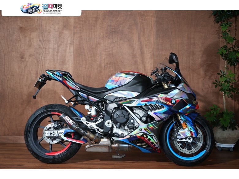 BMW S 1000 RR 2025년식 BMW / S1000RR / 2025 / 7,300 KM / 2950만원 / 판매/대차