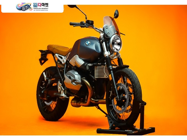 BMW R 나인 T 스크램블러 2020년식 클래식 인기 네이키드 알나인티 깔끔한 차량