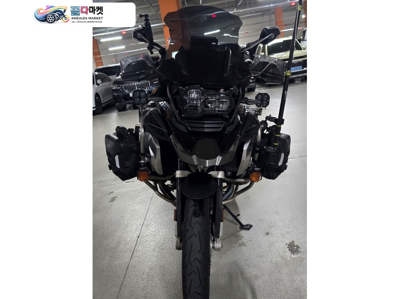 BMW R 1250 GS 어드벤처 2024년식 2024년 BMW1250 GS 어드벤쳐 트리플블랙(신차급 컨디션)소모품 올교환