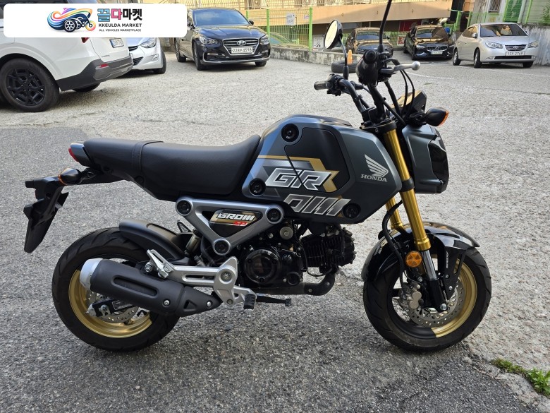 혼다 MSX 125 그롬 2023년식 MSX125 그롬 SP 2023년식 신차급 판매합니다.
