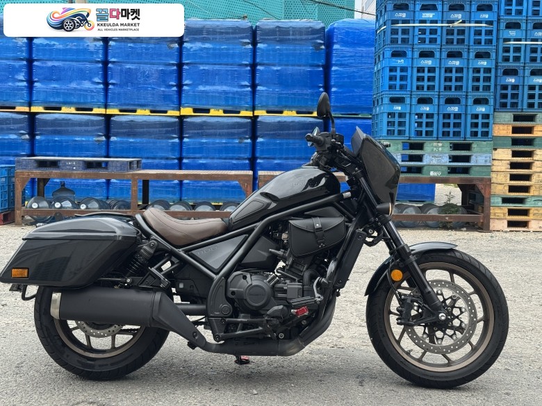 혼다 레블 1100 T DCT 2024년식 혼다 레블1100 DCT / 2024년식 / 5,500km대 / 옵션 다수