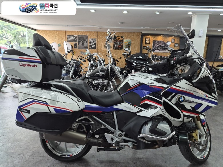 BMW R 1250 RT 2020년식 2020년 R1250RT 팝니다.