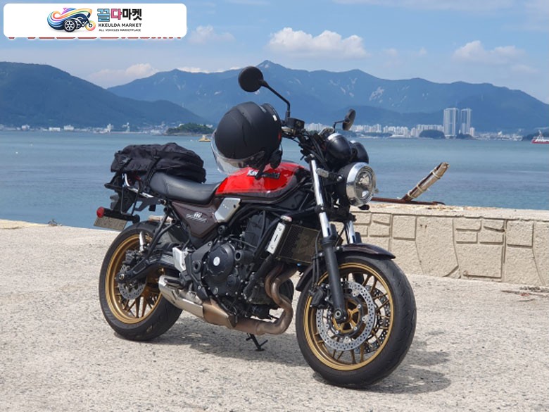 가와사키 Z 650 RS ABS 50주년 2022년식 z650rs 50주년 홍련 무꿍무슬립 부산매물 판매합니다