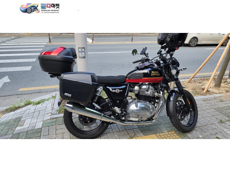 로얄엔필드 인터셉터 650 2022년식 로얄앤필드 인터셉터650
